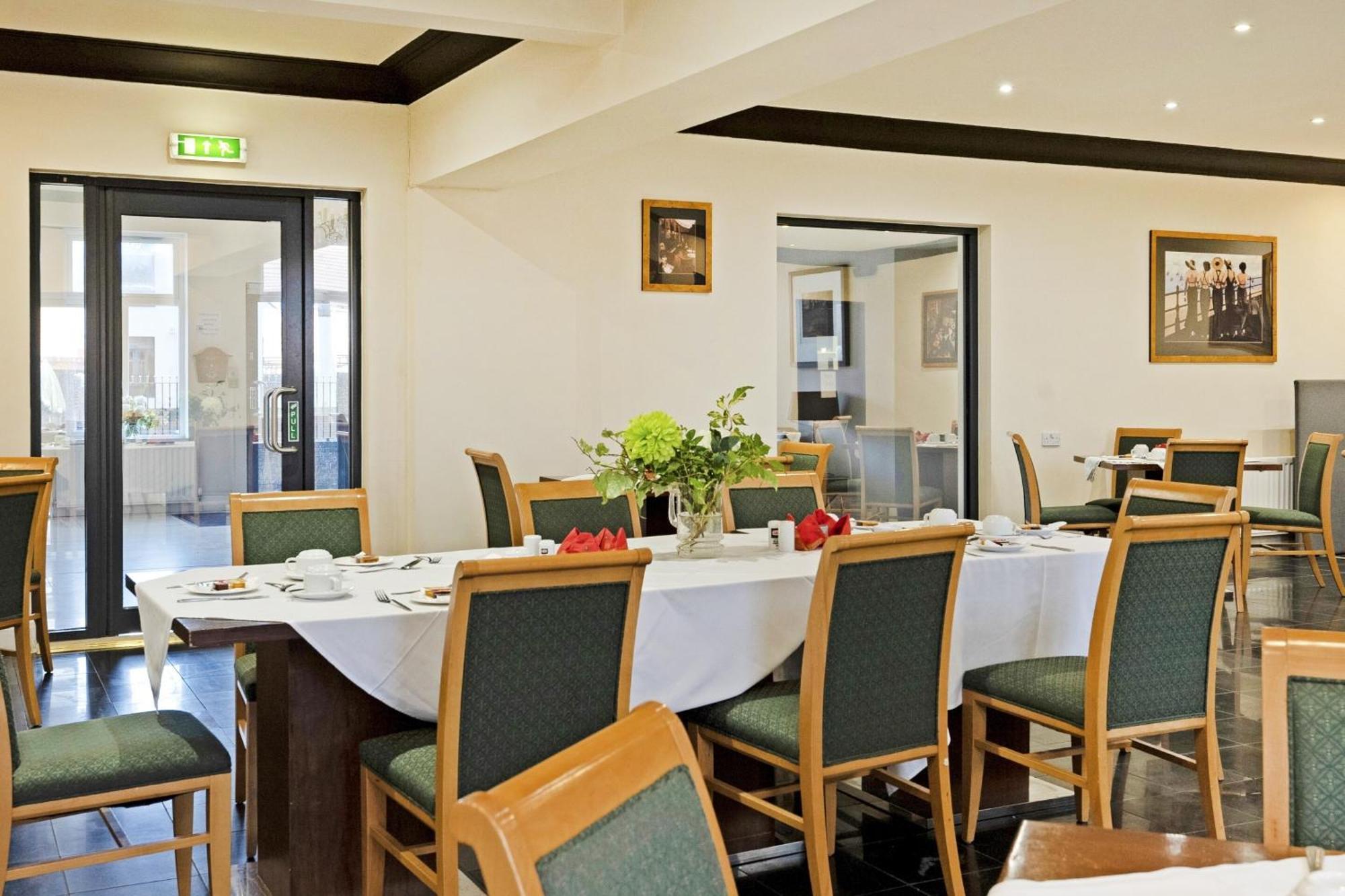 Oyo The Baltimore Hotel 3*