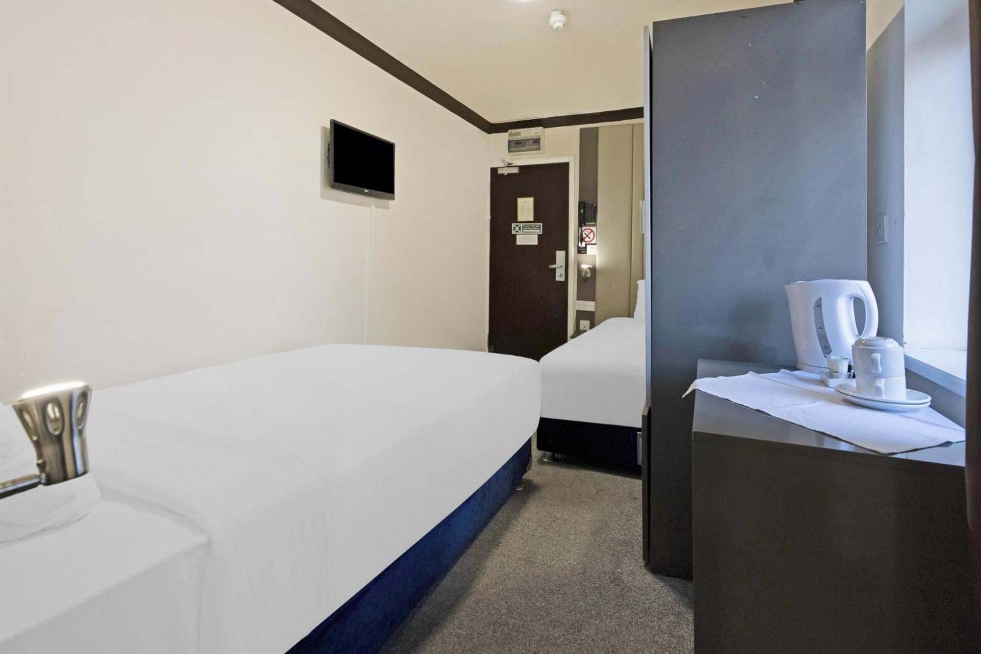 Hotel Oyo The Baltimore